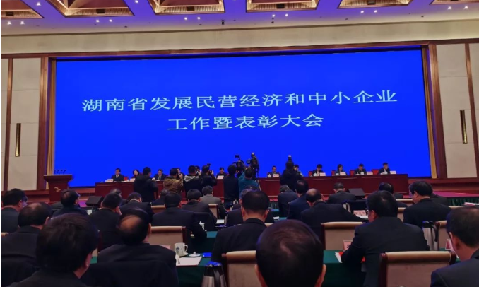1647331407116861.png 模范1.png